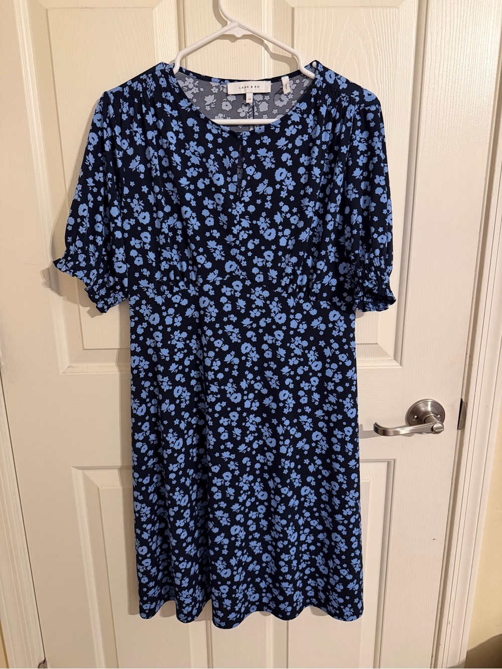 Lark & Ro Blue Floral Smocked Sleeve Midi Dress Size 12